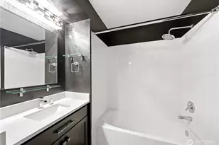 232 Belmont Ave E, Seattle, WA 98102 - Photo 20