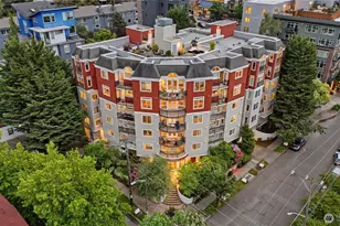 232 Belmont Ave E, Seattle, WA 98102 - Photo 1