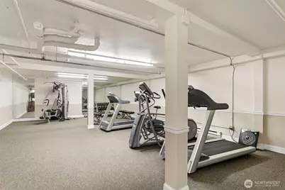 2760 76th Avenue SE #407, Mercer Island, WA 98040 - Photo 26