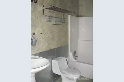 805 S Donovan Street, Seattle, WA 98108 - Photo 10
