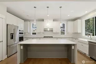 9307 NE 173rd St, Bothell, WA 98011 - Photo 8