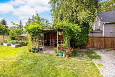 820 Borseth Street, Sedro Woolley, WA 98284 - Photo 8