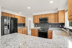 7403 78th St NE, Marysville, WA 98270 - Photo 10