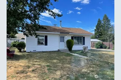 530 16th Street, Bridgeport, WA 98813 - Photo 1