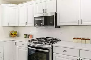 10184 225th Terrace NE, Redmond, WA 98053 - Photo 16