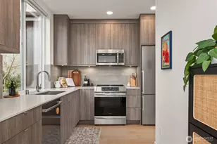6710 36th Ave SW, Seattle, WA 98126 - Photo 12