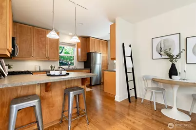 6318 5th Avenue NE, Seattle, WA 98115 - Photo 6