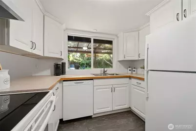 2917 W Maplewood Avenue, Bellingham, WA 98225 - Photo 20