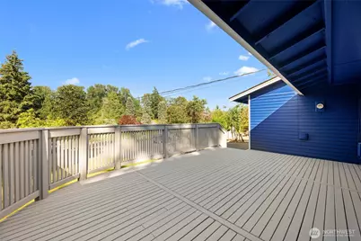 2917 W Maplewood Avenue, Bellingham, WA 98225 - Photo 4