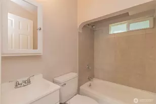 15212 37th Pl S, Tukwila, WA 98188 - Photo 22