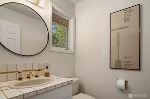 13214 180 Ave NE, Redmond, WA 98052 - Photo 16