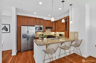 804 3rd Ave N, Seattle, WA 98109 - Photo 6