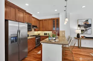 804 3rd Ave N, Seattle, WA 98109 - Photo 8