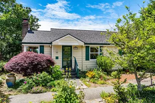 8261 Northrop Pl SW, Seattle, WA 98136 - Photo 6