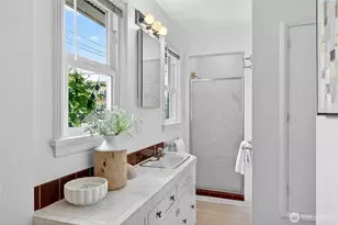 8261 Northrop Pl SW, Seattle, WA 98136 - Photo 18