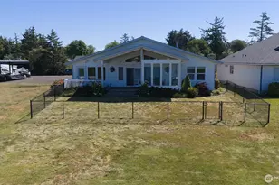 595 Blue Wing Loop SE, Ocean Shores, WA 98569 - Photo 32