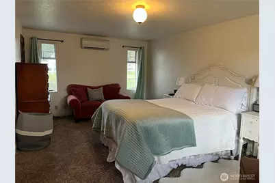 615 Arrowhead Road, Camano Island, WA 98282 - Photo 10