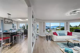 4211 Glasgow Way, Anacortes, WA 98221 - Photo 4