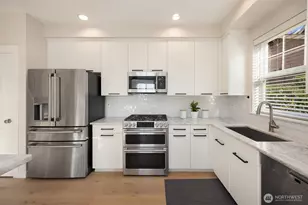1936 17th Ave NE, Issaquah, WA 98029 - Photo 4