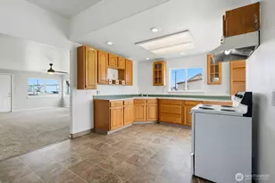 502 W Washington Ave, Union Gap, WA 98903 - Photo 8