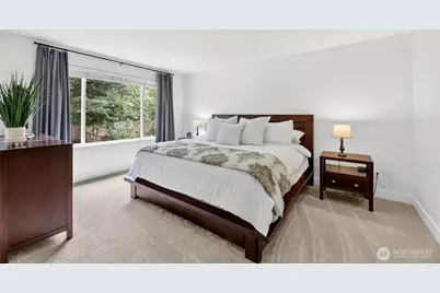 24861 NE 1st Place, Sammamish, WA 98074 - Photo 26