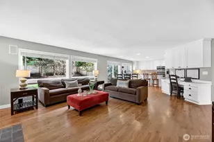 24861 NE 1st Pl, Sammamish, WA 98074 - Photo 18