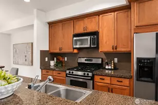 6533 25th Ave NE, Seattle, WA 98115 - Photo 6