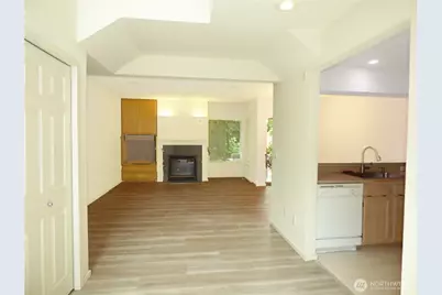 15878 NE 93rd Way #1503, Redmond, WA 98052 - Photo 6