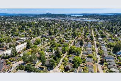 7546 26th Avenue NW #B, Seattle, WA 98117 - Photo 30