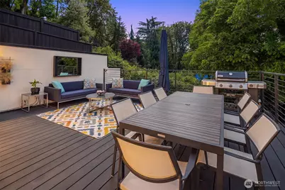 311 34th Avenue E, Seattle, WA 98112 - Photo 38