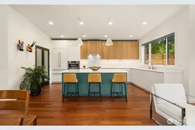 311 34th Avenue E, Seattle, WA 98112 - Photo 10