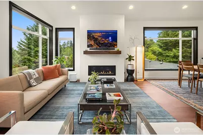 311 34th Avenue E, Seattle, WA 98112 - Photo 2