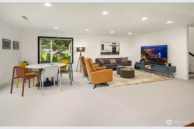 311 34th Avenue E, Seattle, WA 98112 - Photo 32
