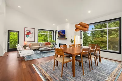 311 34th Avenue E, Seattle, WA 98112 - Photo 16
