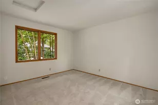 22542 NE 46th St, Redmond, WA 98053 - Photo 28
