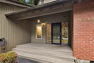 22542 NE 46th St, Redmond, WA 98053 - Photo 4