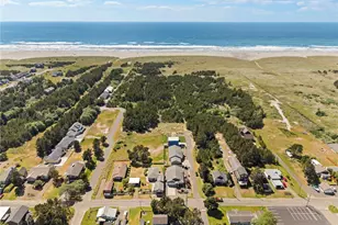 810 N Ocean Beach Blvd, Long Beach, WA 98631 - Photo 34