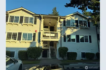 12404 E Gibson Road E #Q101, Everett, WA 98204 - Photo 2