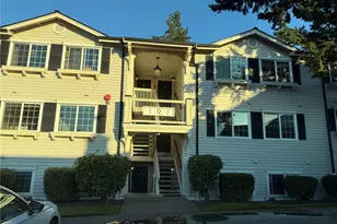 12404 E Gibson Road E, Everett, WA 98204 - Photo 2
