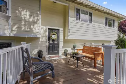 6878 Helena Drive NE, Bremerton, WA 98311 - Photo 4