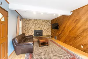 221 W 15th St, Port Angeles, WA 98362 - Photo 14