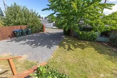 221 W 15th Street, Port Angeles, WA 98362 - Photo 8