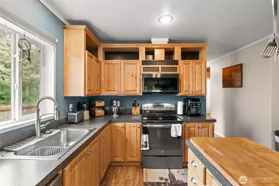 372 Eridani Loop SE, Ocean Shores, WA 98569 - Photo 8