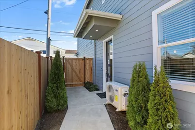 2217 Hoyt Avenue #B, Everett, WA 98201 - Photo 26