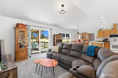 8008 188th Avenue SW, Rochester, WA 98579 - Photo 8