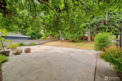 15821 14th Avenue SW, Burien, WA 98166 - Photo 28
