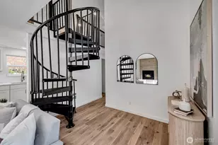 560 NE Alder St, Issaquah, WA 98027 - Photo 16