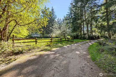 28525 143rd Avenue SW, Vashon, WA 98070 - Photo 2