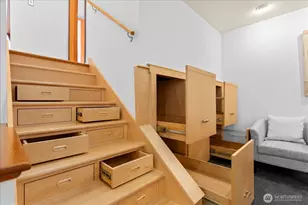 2804 Prosch Ave W, Seattle, WA 98119 - Photo 22