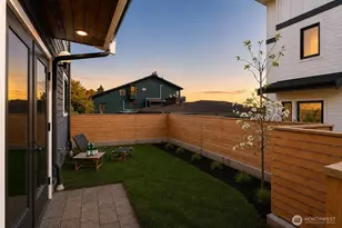 909 32nd Ave S, Seattle, WA 98144 - Photo 12